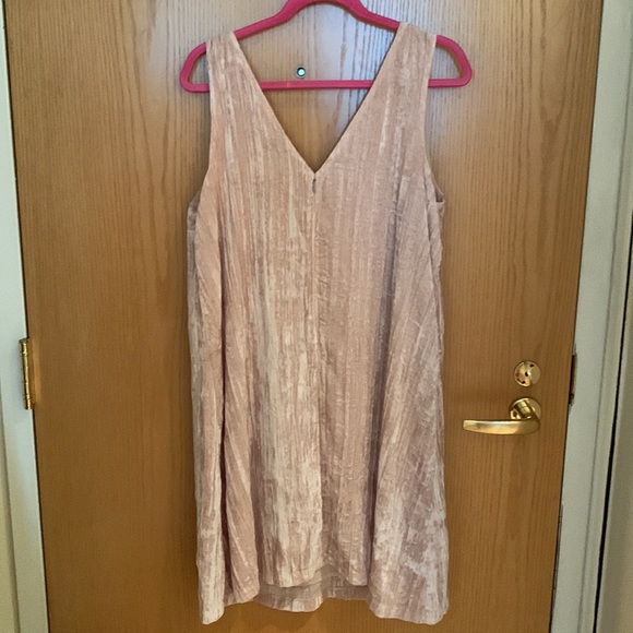 NWT Loft Velour Sleeveless Shift Dress - Size 14 - Picture 3 of 3